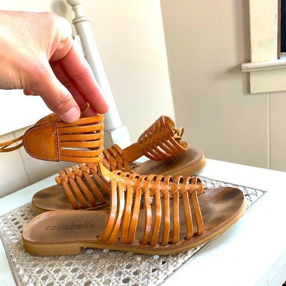 COCOBELLE GLADIATOR HURACHE SANDALS, TAN LEATHER, SIZE 39 - Picture 3 of 10